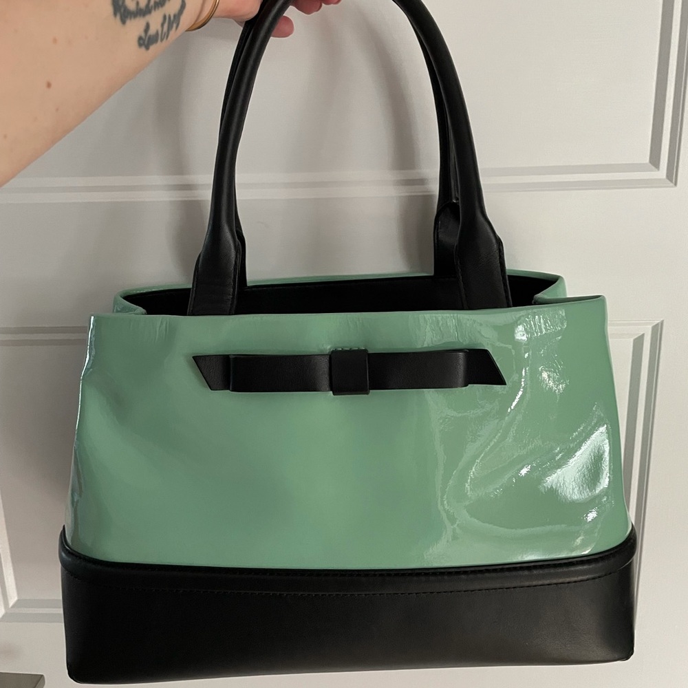 GORGEOUS Kate Spade Tote!